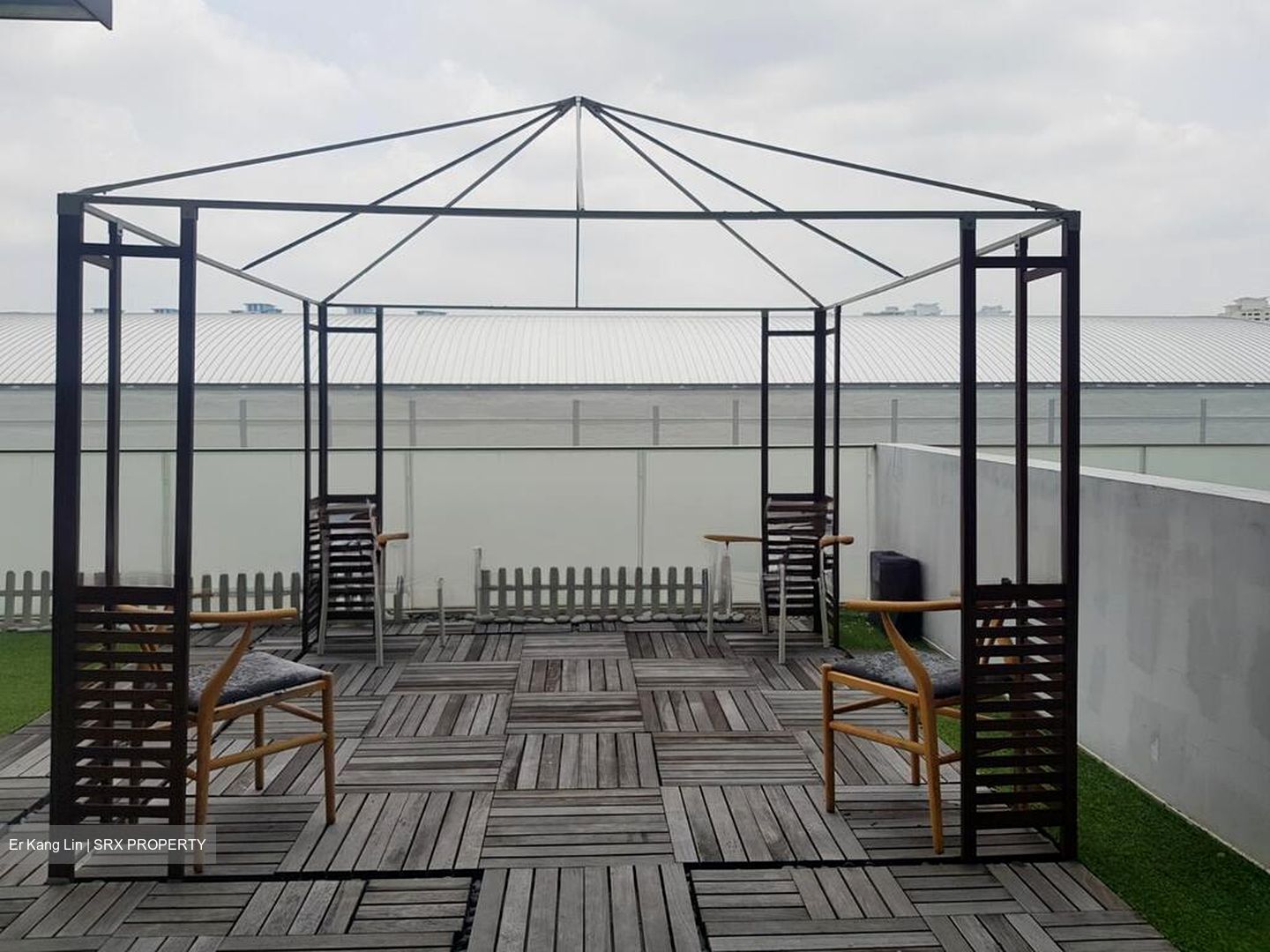 Centro Residences (D20), Condominium #497987011